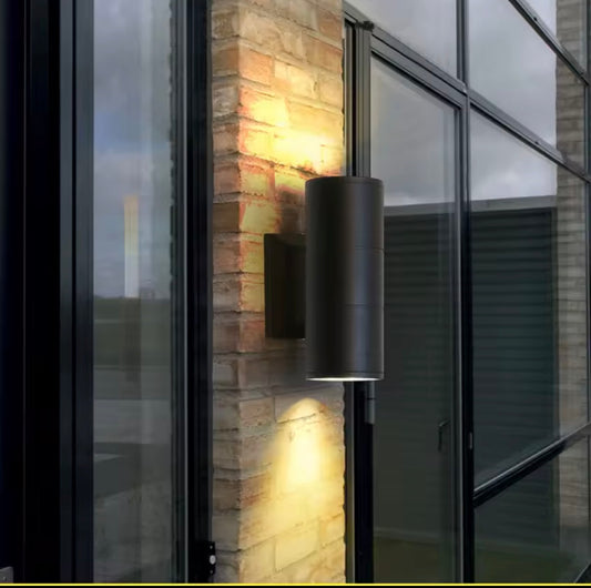 OUTDOOR WALL LIGHT.
