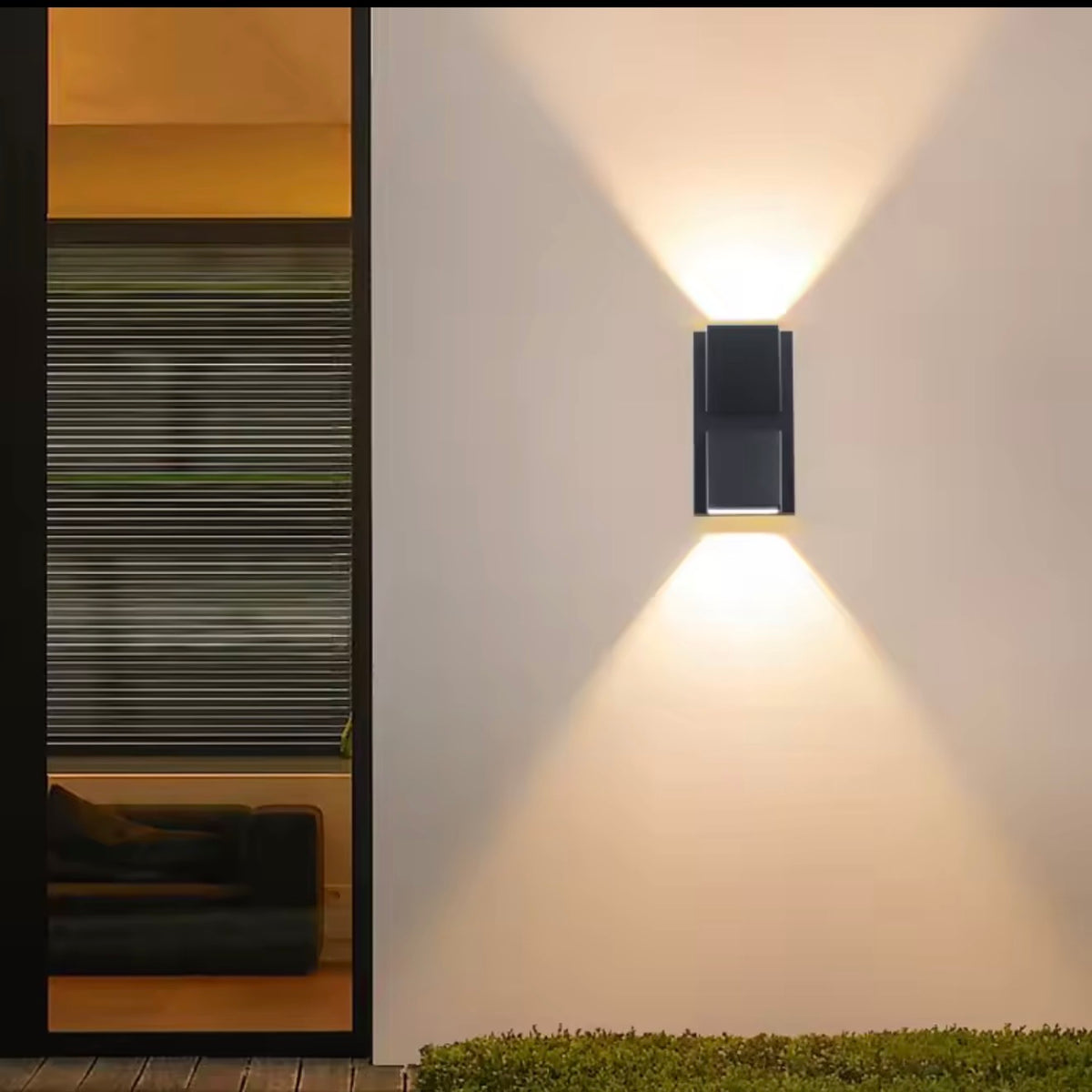 OUTDOOR WALL LIGHT.