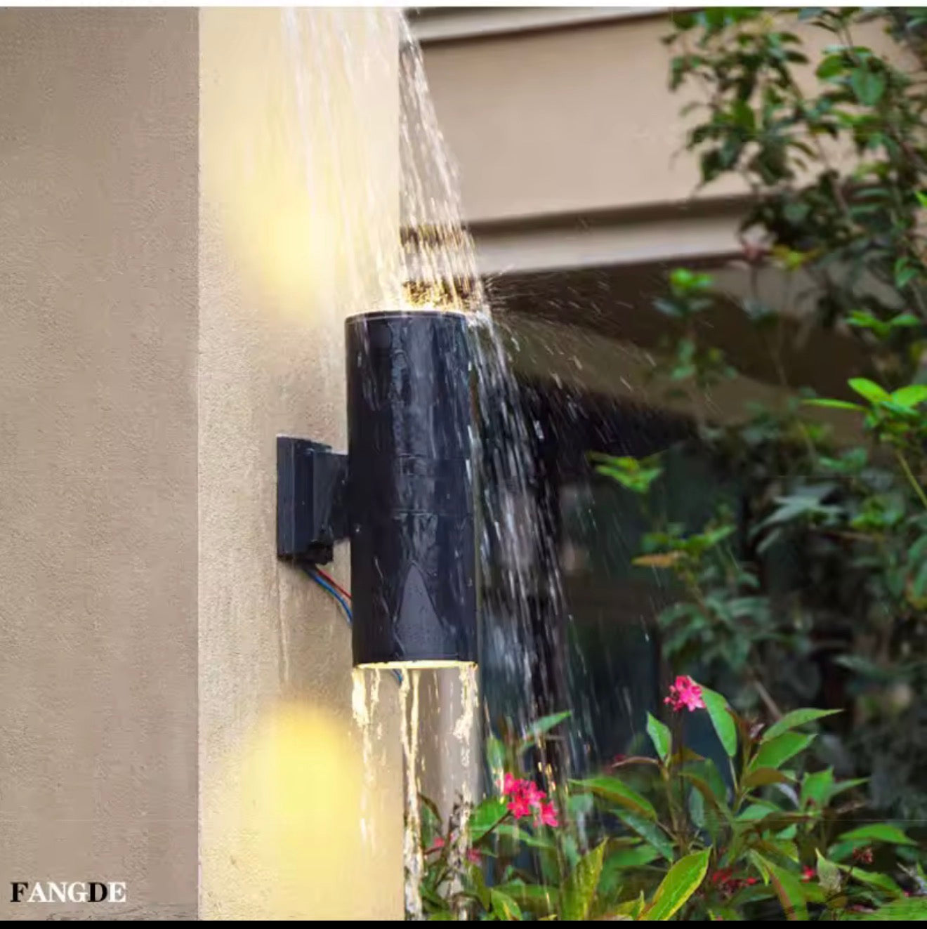OUTDOOR WALL LIGHT.